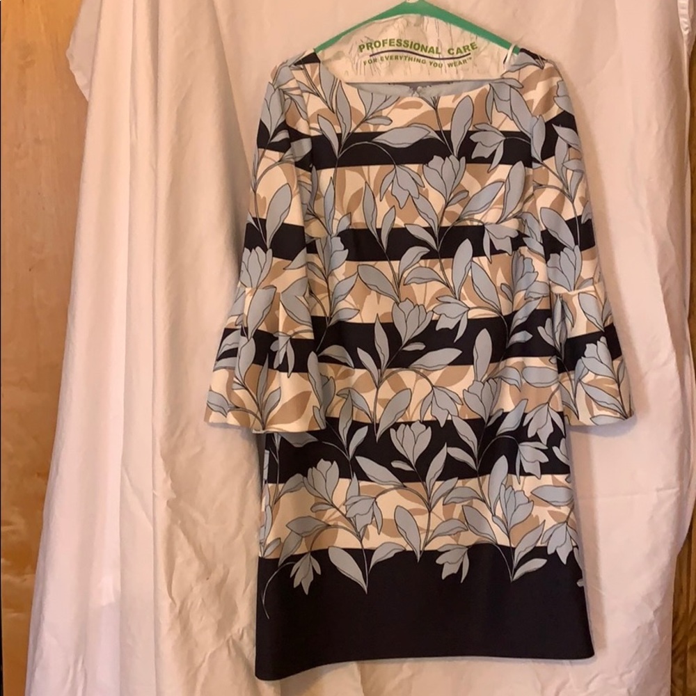 Vince Camuto Dress
